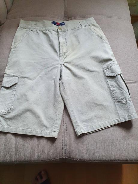Predám pánske krátke nohavice veľ. m, m
