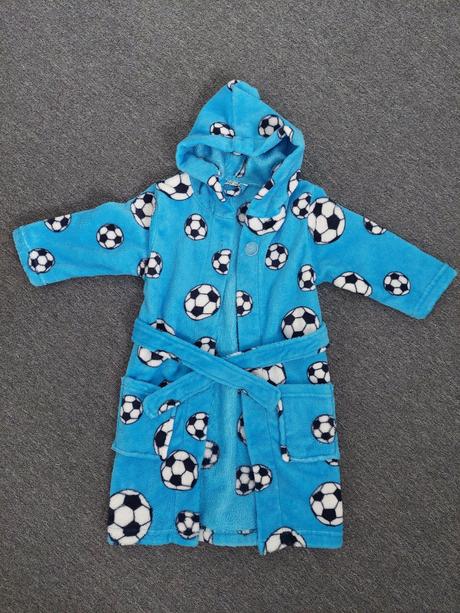 Chlapčenský župan, 98