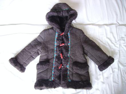 Kožušinový kabátik s kapucňou, 104