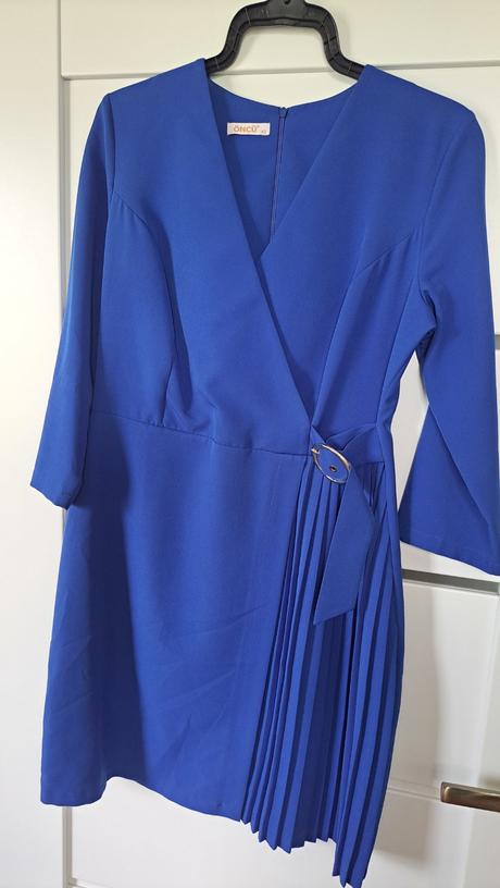 Spoločenské šaty 42, 42