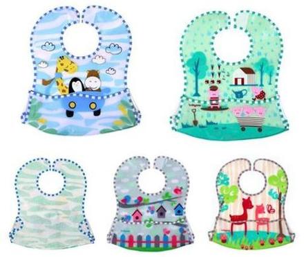 Babyono 836 podbradník nepremokavý s kapsičkami,