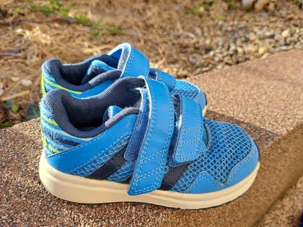 Tenisky, adidas,25