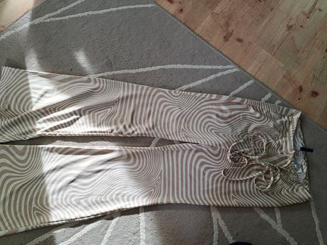 Rozšírené legíny, s