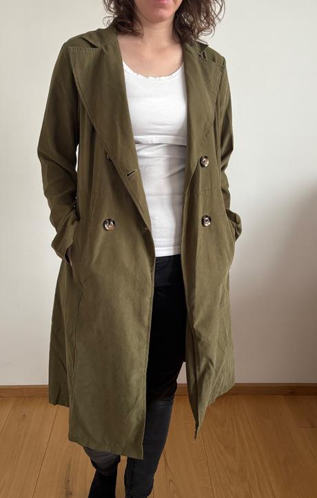 Tenký dlhý kabát, s