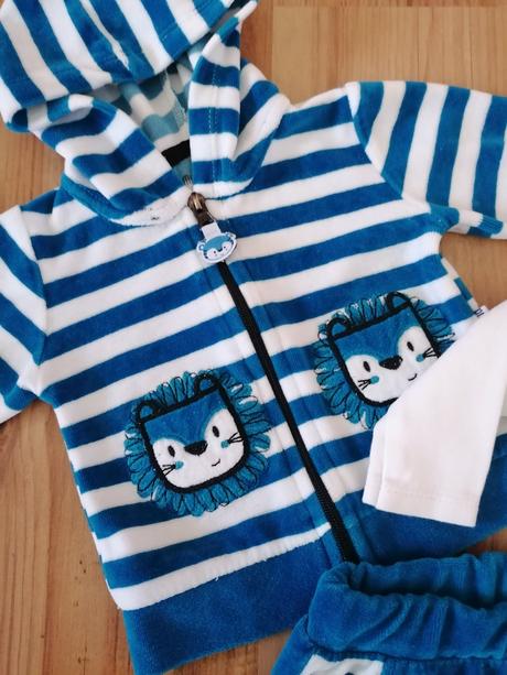 Trojdielna tepláková súprava, 62