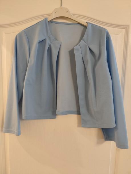 Svetlomodré bolerko k šatám, m