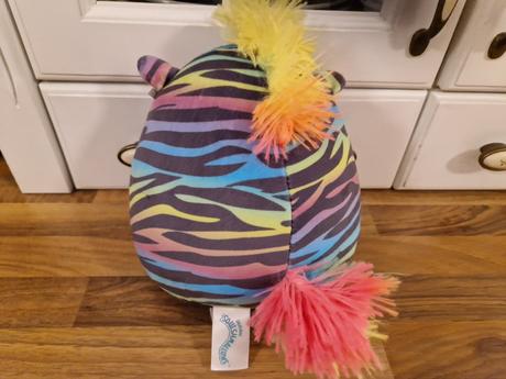 Squishmallows farebna zebra, 