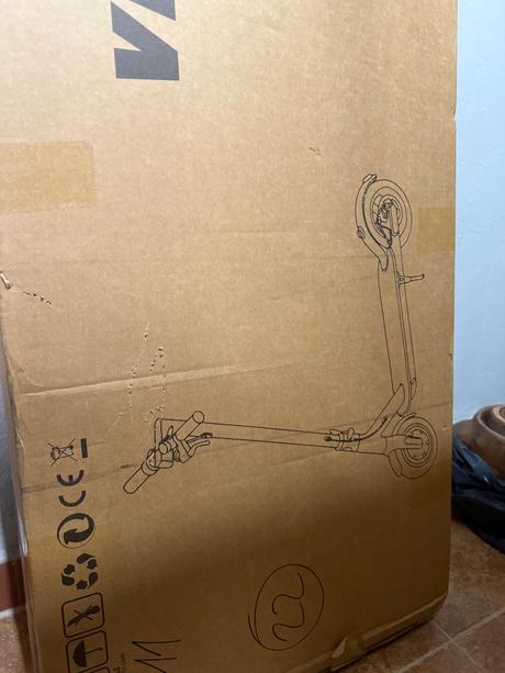 Zabalená elektricka kolobezka, 