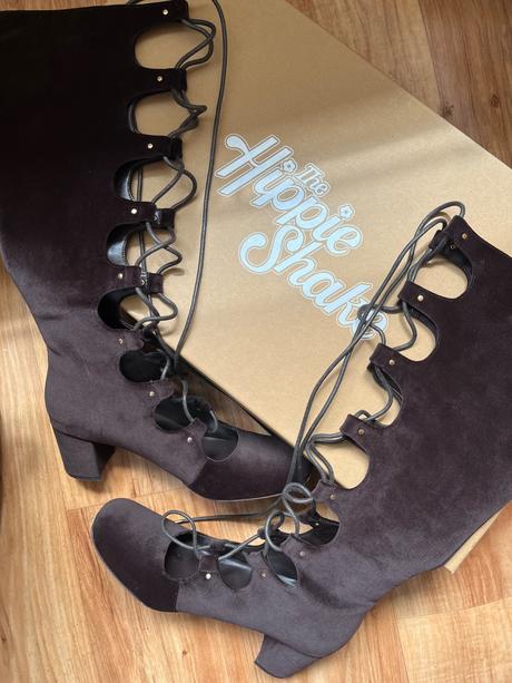 Retro čižmy so zaväzovaním, 41