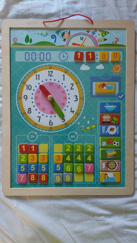 Magnetická tabuĺa s hodinkami, 