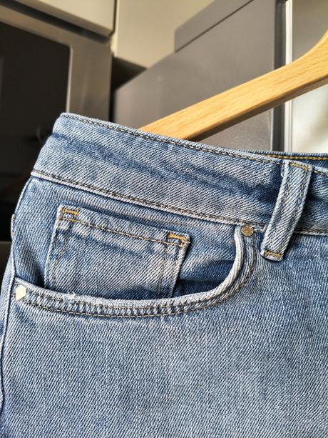 Costes svetlo modrá riflová elastická sukňa m-l, l