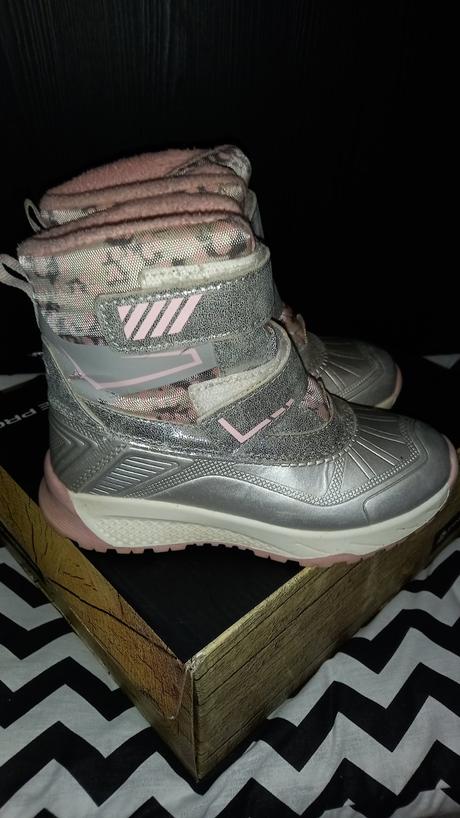 Snehule lupilu, lupilu,29