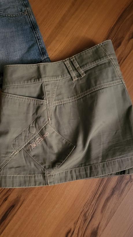 Balík sukien v.s, s