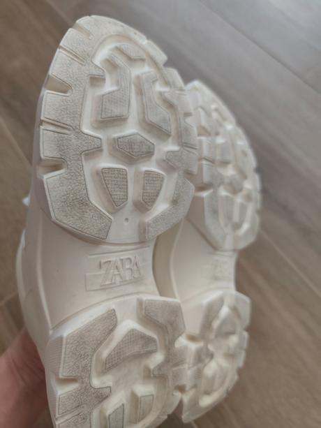 Tenisky zara top stav s vyššou podrážkou, zara,35
