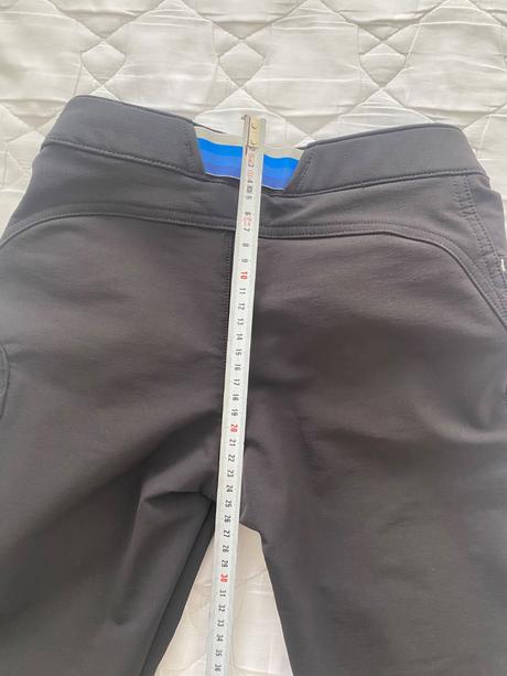 Turisticke nohavice decathlon, 134