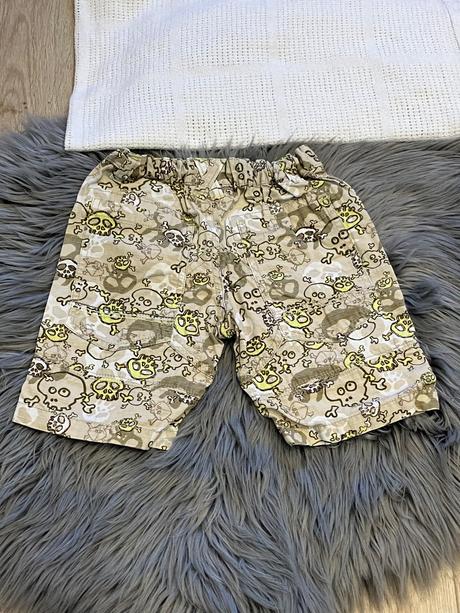 Chlapčenské kraťasy s lebkami h&m (86), h&m,86