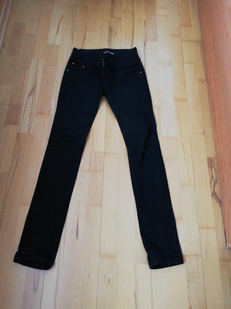 Cierne elasticke s kamienkami xs, miss sixty,34