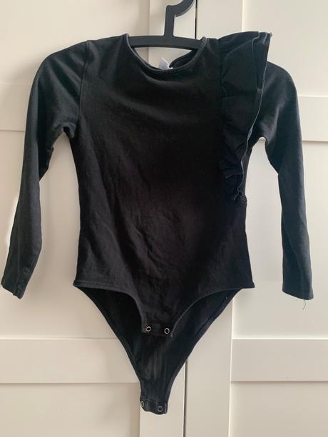 Body s volanom, zara,140