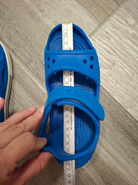 Corcs, crocs,33