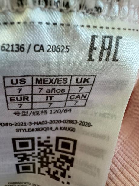 Mikinka guess, guess,122