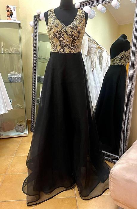 Spoločenské šaty vo veľkosti s/m, m / s