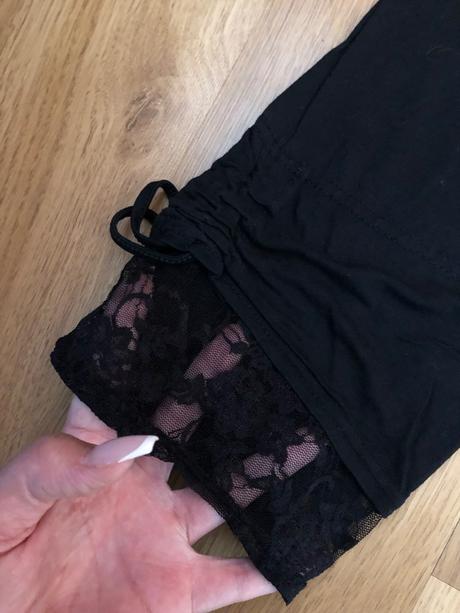 Tristvrtove leginy, 44