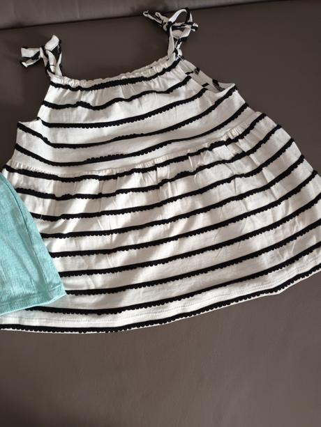 Balík letného oblečenia122, 122–134