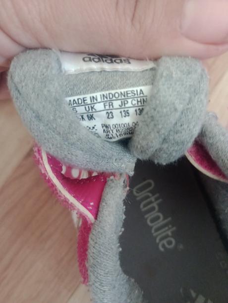 Minnie renisky, adidas,23