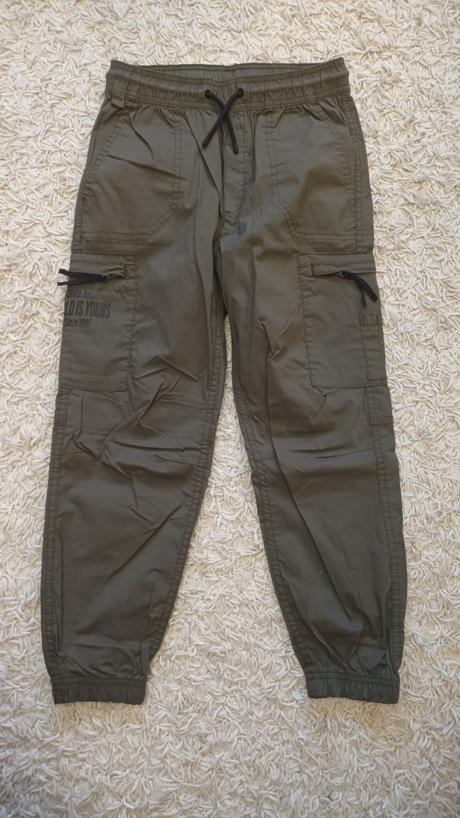 Kapsáče kaki, len vyskúšané, nestihli sme vynosiť, h&m,140