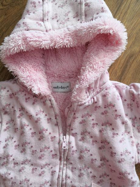 Mikinka teplucka, early days,80