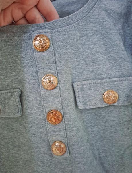 Elegantný svetrik, s