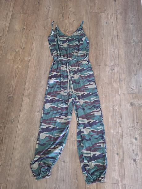 Maskacovy overal, s