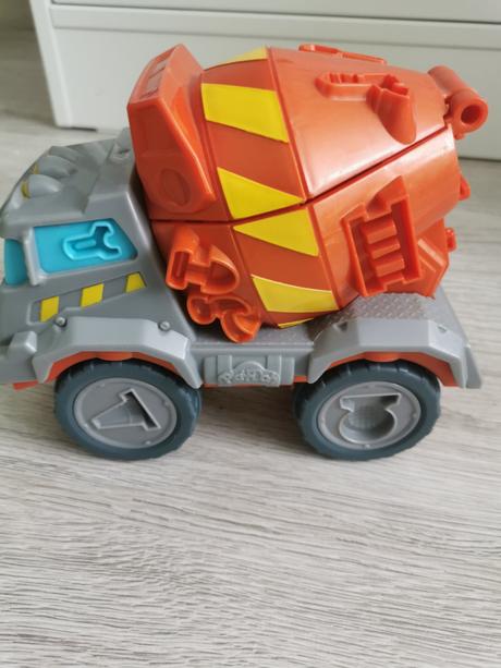 Auto na plastelínu,