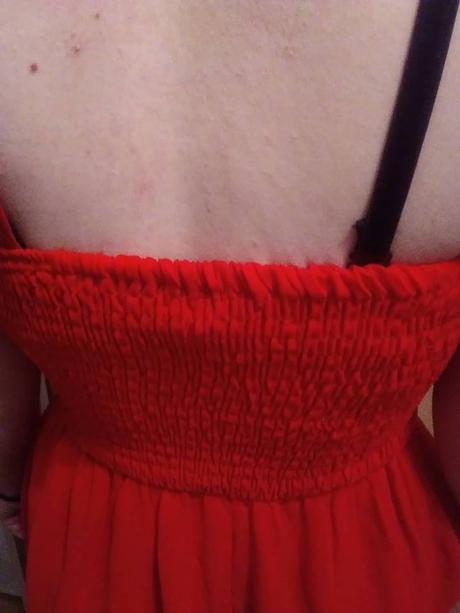 Spoločenské šaty, m