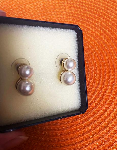Dvojité perlové náušnice,