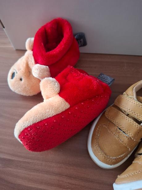 Tenisky a papučky, next,19