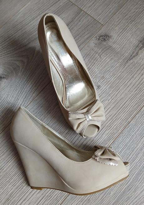 Bezove topanky s maslickou, 39