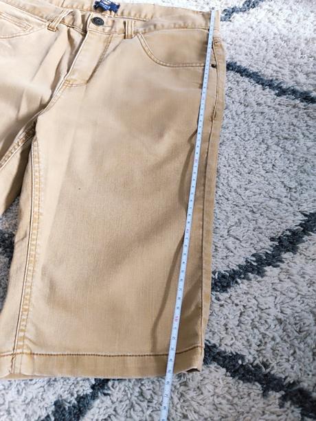 Krásne elegantné kraťasy, m