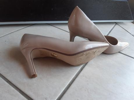 Dámske lodičky značky buffalo, 38