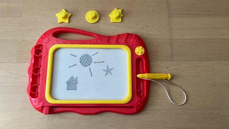 Magnetická kresliaca tabuľka s pečiatkami,