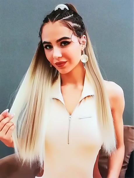 Predlžovanie vlasov s dlhým rovným chvostom 40,