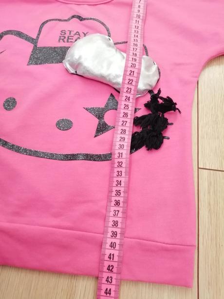 Mikinka s legínkami, 104