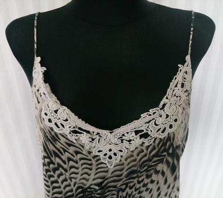 Dámsky čierno biely top na ramienka, planet, l