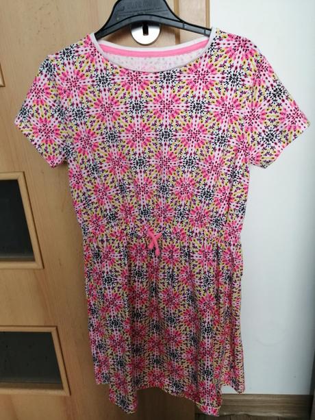 Letné šaty, top stav,len oprate, f&f,146