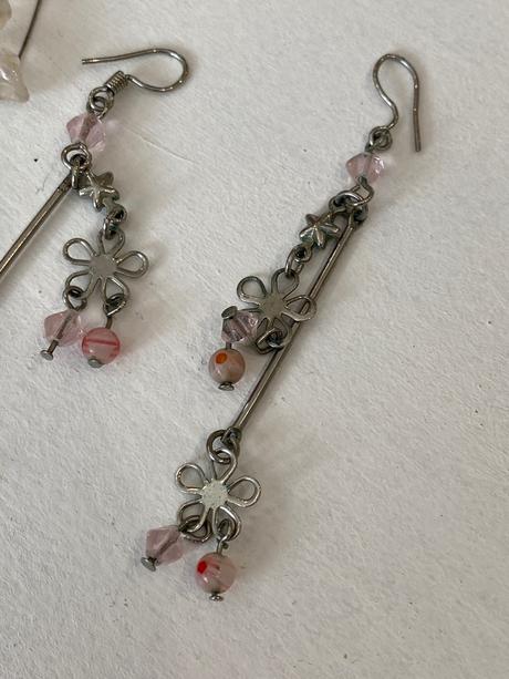 2 krásne náušnice,