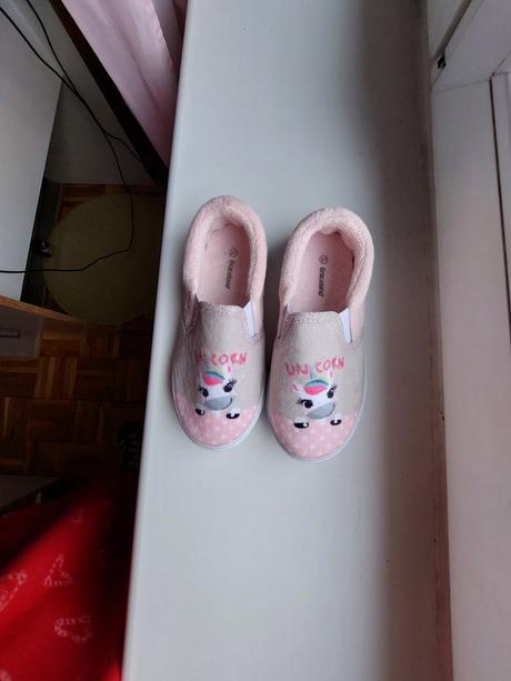 Dievcenske papuce, 27