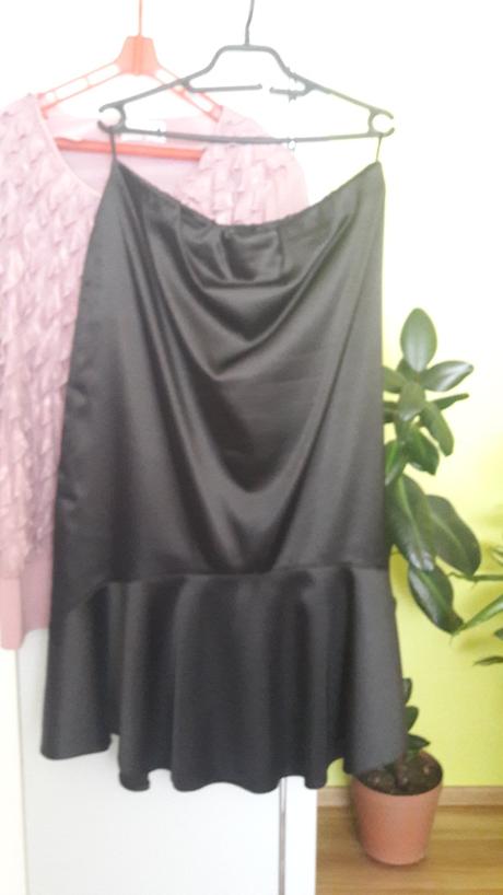 Spolocenske oblecenie, 48