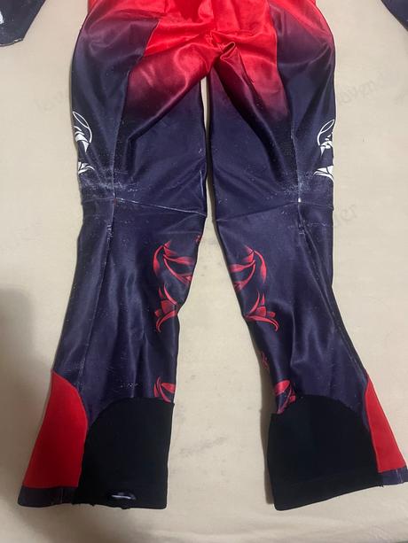 Lyžiarska pretekárska kombinéza, 158