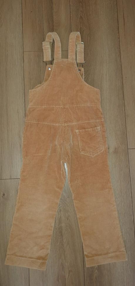 Hnedé nohavice na traky, 110