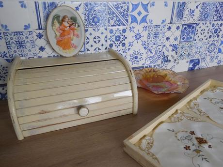 Drevená polica retro,, 